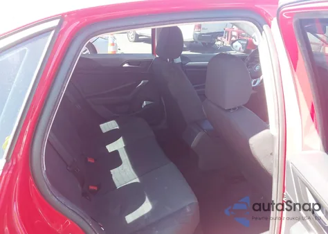 2019 Volkswagen Jetta 1.4T R-Line/1.4T S/1.4T Se z USA, uszkodzony, nr VIN 3VWC57BU3KM024958